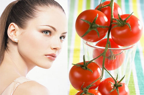 Cách làm trắng da mặt tại nhà với cà chua là mẹo làm đẹp đơn giản hiệu quả.