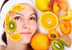 Vì sao cần chăm sóc da mặt bằng Vitamin C?