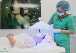 Công nghệ trị sẹo bằng ánh sáng Blue Light tại Thu Cúc Clinics