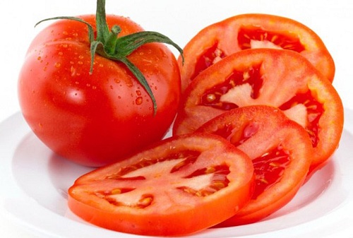 Dưỡng chất có trong cà chua đem đến khả năng se khít lỗ chân lông