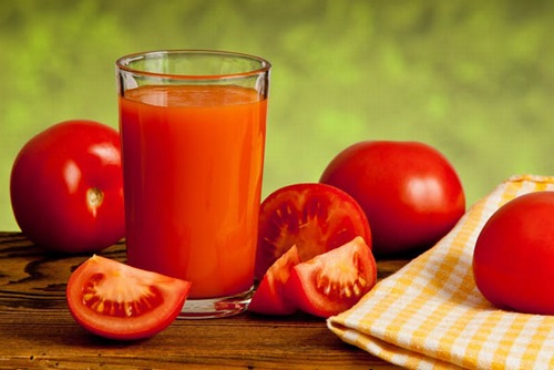 Cà chua là một trong những nguyên liệu làm đẹp lành tính được hầu hết chị em tin chọn