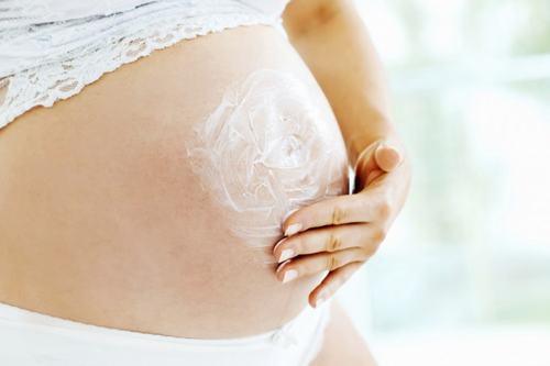 Sử dụng kem chống rạn da có thể gây hại cho thai nhi