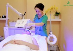 Trị mụn bọc ở Thu Cúc Clinics