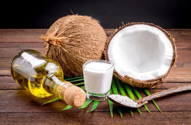 Sử dụng dầu dừa giúp loại bỏ nám da an toàn, nhanh chóng mà không gây tổn thương làn da nhạy cảm.